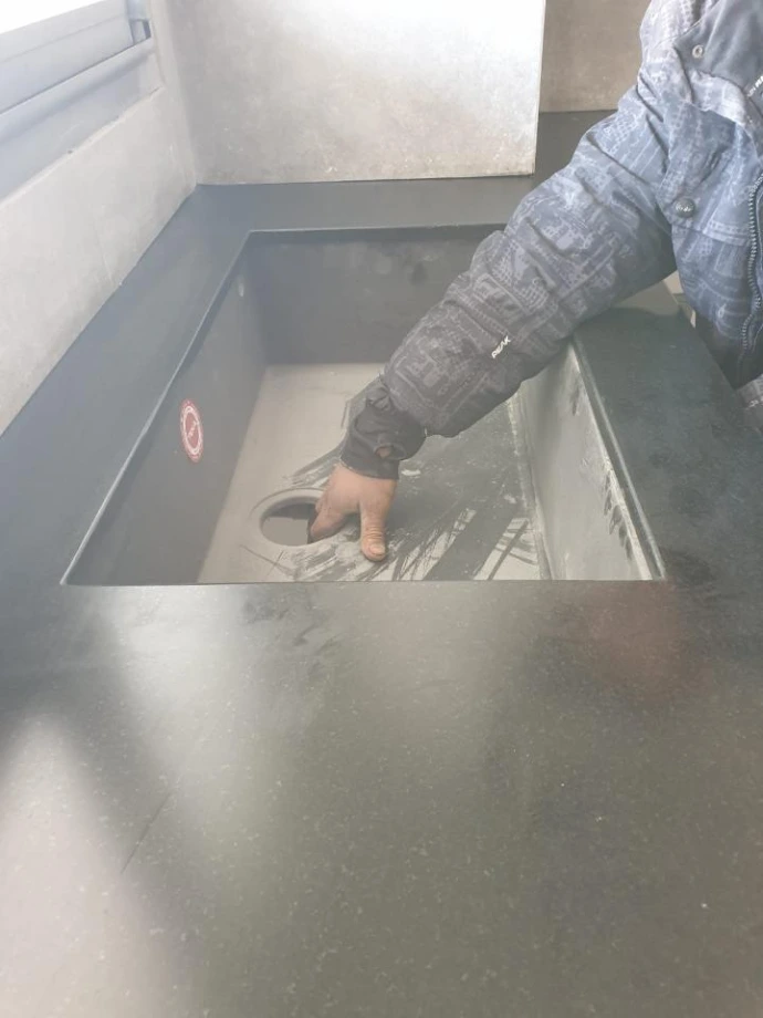 خدمات السباكة التي نقدمها: 🛠 إصلاح تسربات المياه 🛠 تغيير الحنفيات 🛠 إصلاح المراحيض 🛠 تركيب سخانات الماء 🛠 تمديد قنوات المياه 🛠 تركيب مضخات المياه